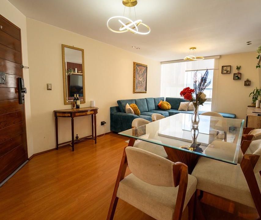 Sala y comedor del dúplex